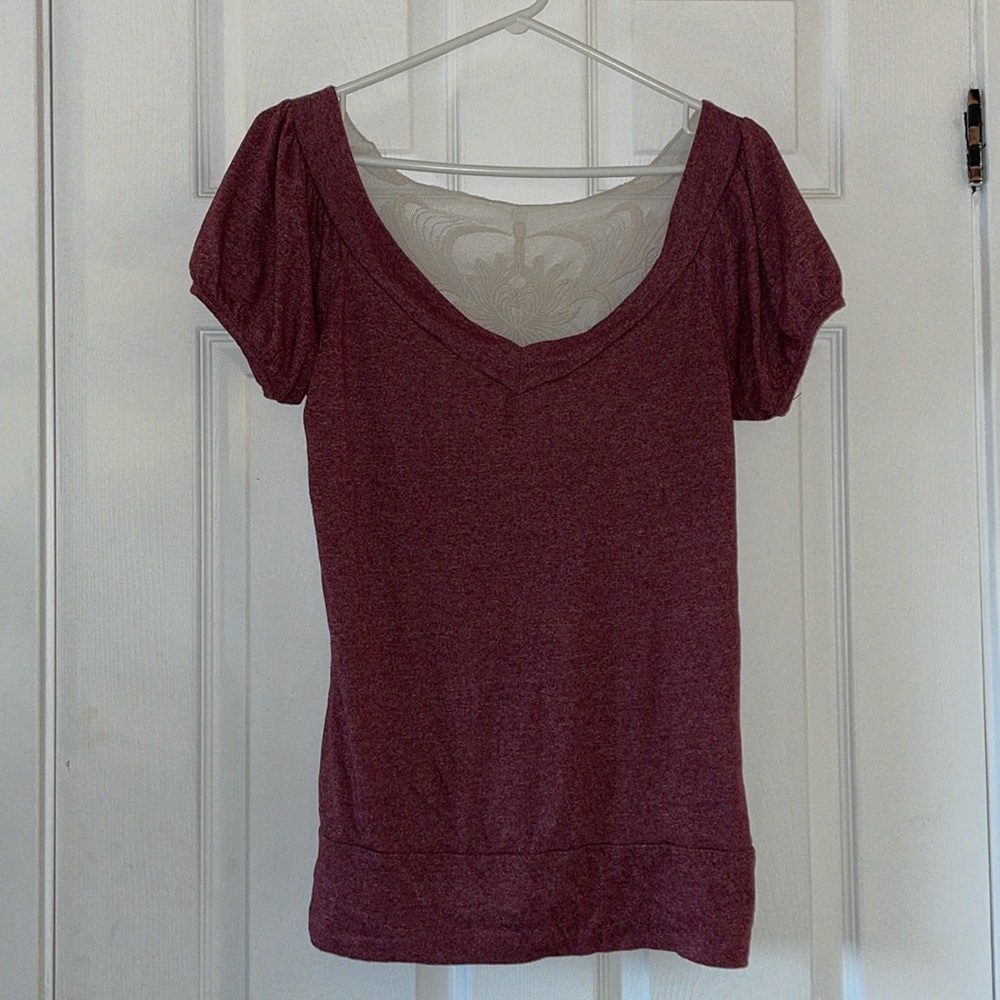Heather red pink lace back v neck tee y2k